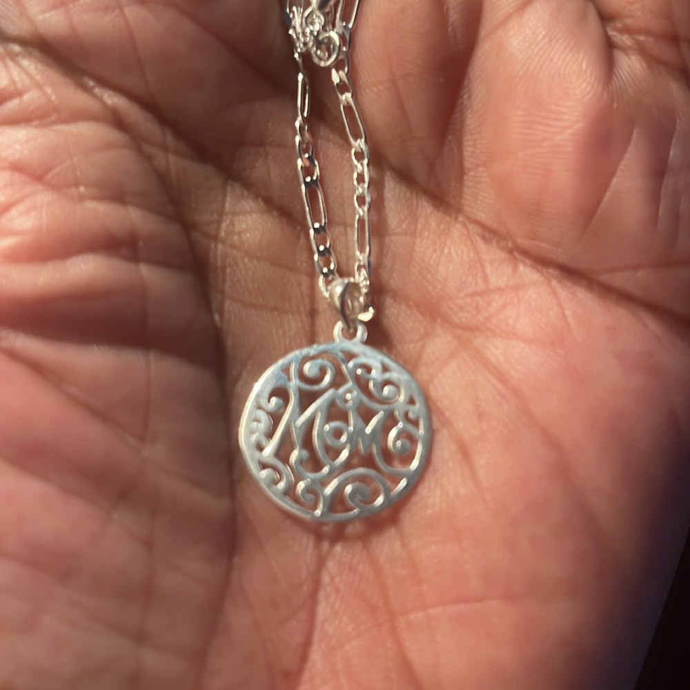 Necklace and Pendant Chain (“MoM”) - Picture 4 of 5